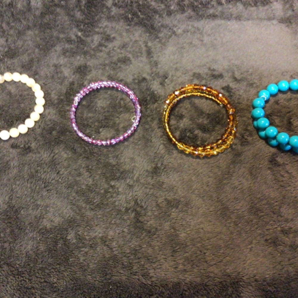 Beautiful bracelets - Picture 8 of 11